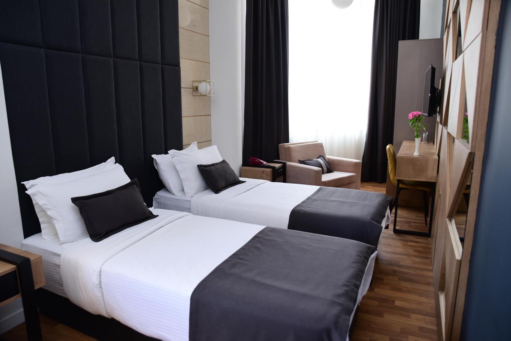 Hotel Comfort Tirana