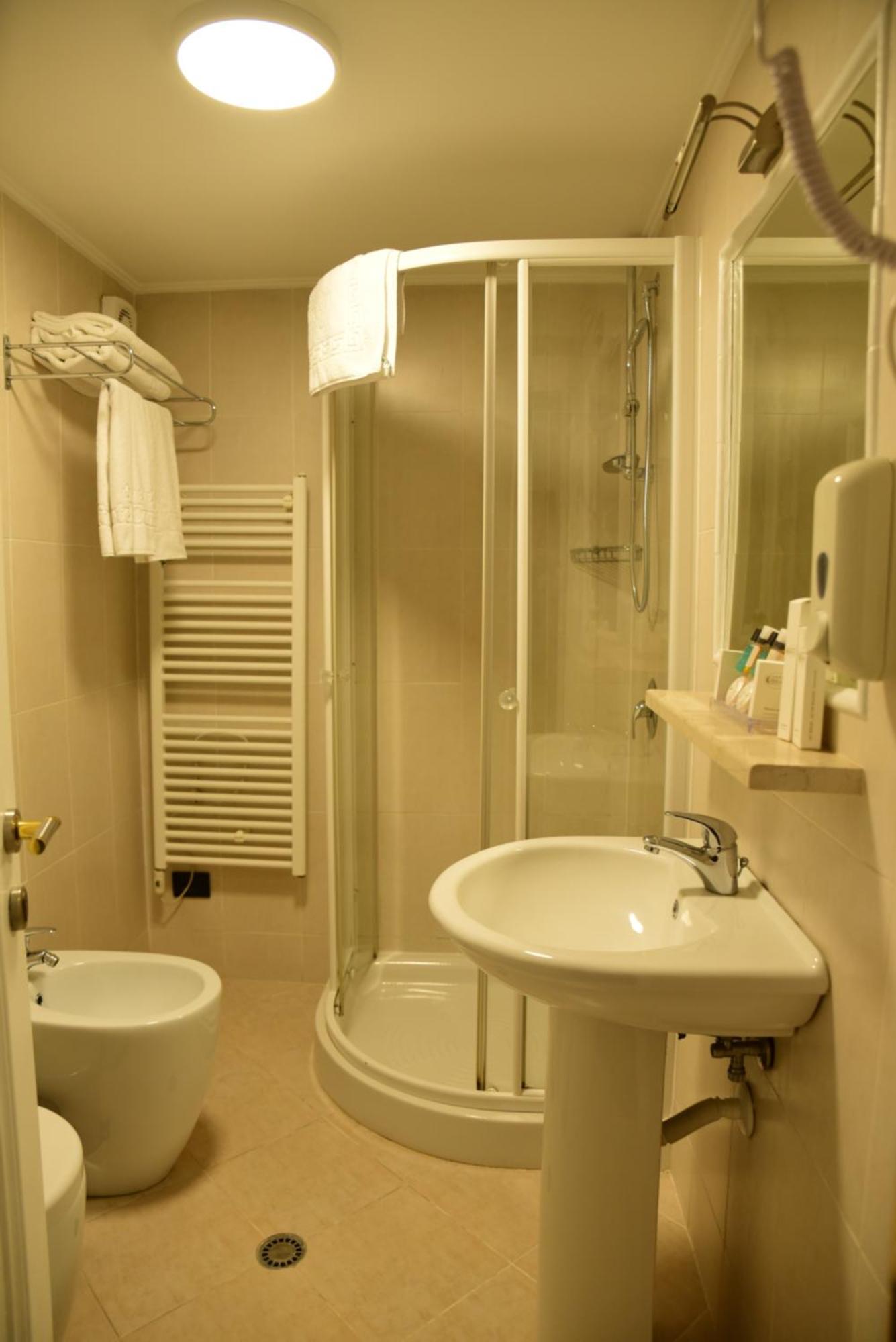 Comfort Hotel 4*